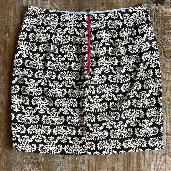 Hatley Skirt - Picture 3 of 6